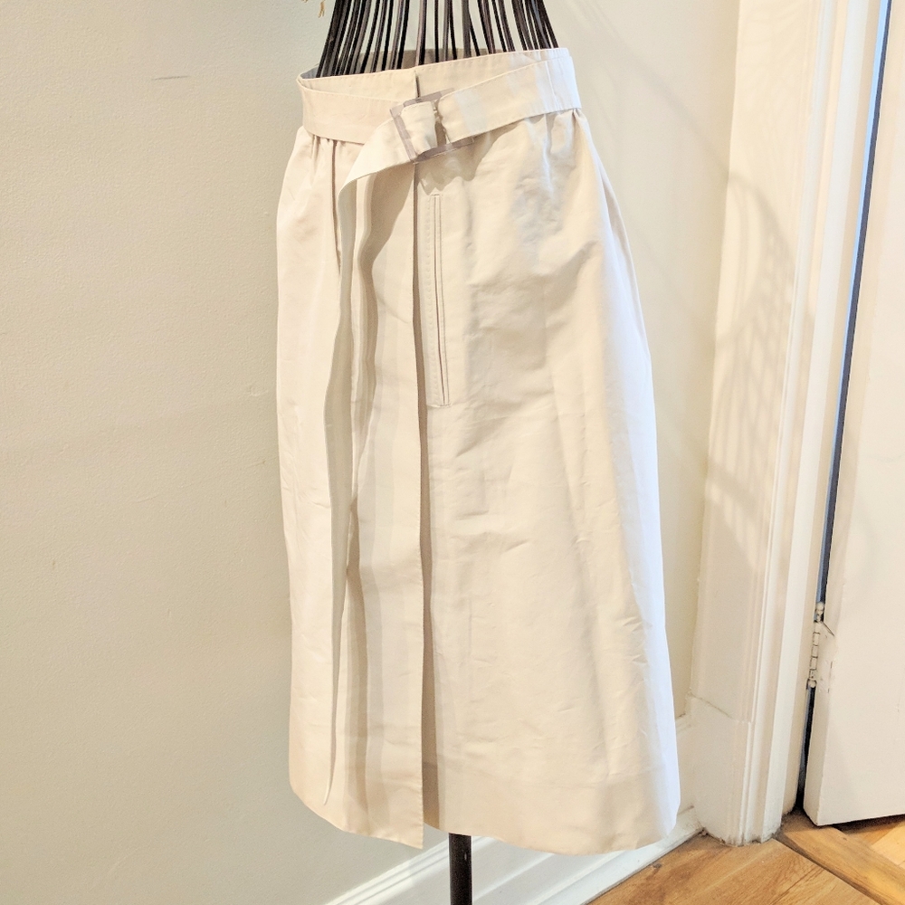 LOUIS VUITTON summer skirt